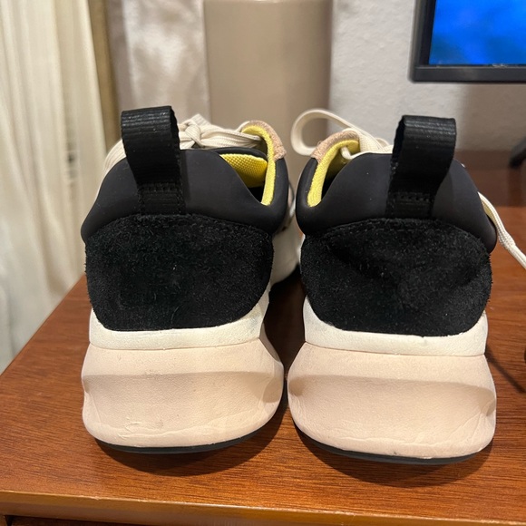 Tory Burch Good Luck Sneaker - Picture 2 of 4